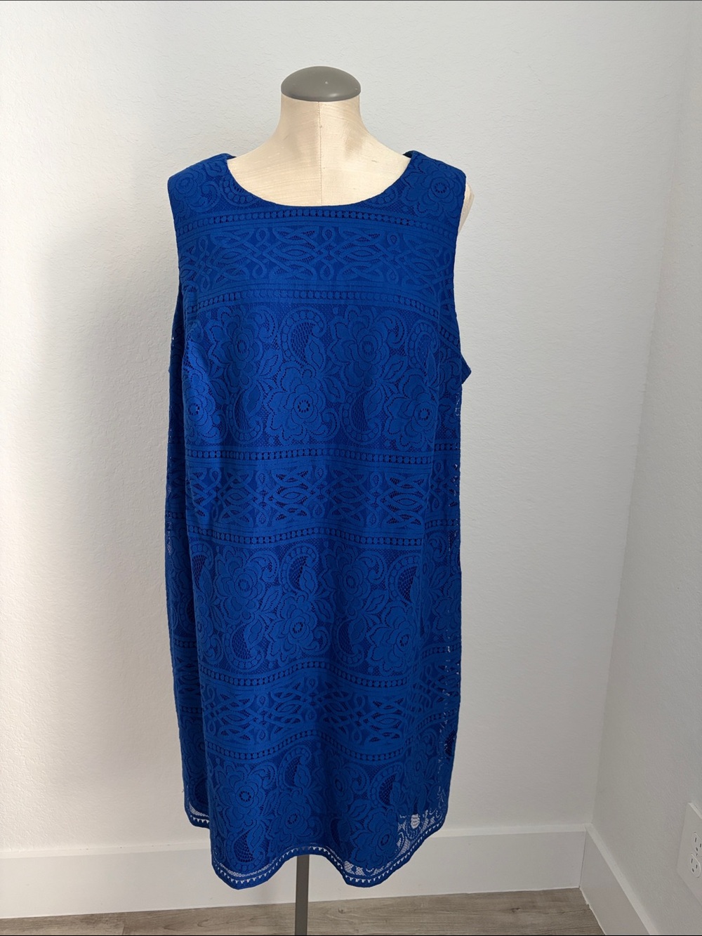 Eliza J Lace Crochet Sleeveless Sheath Dress Royal Blue Plus Size 16W